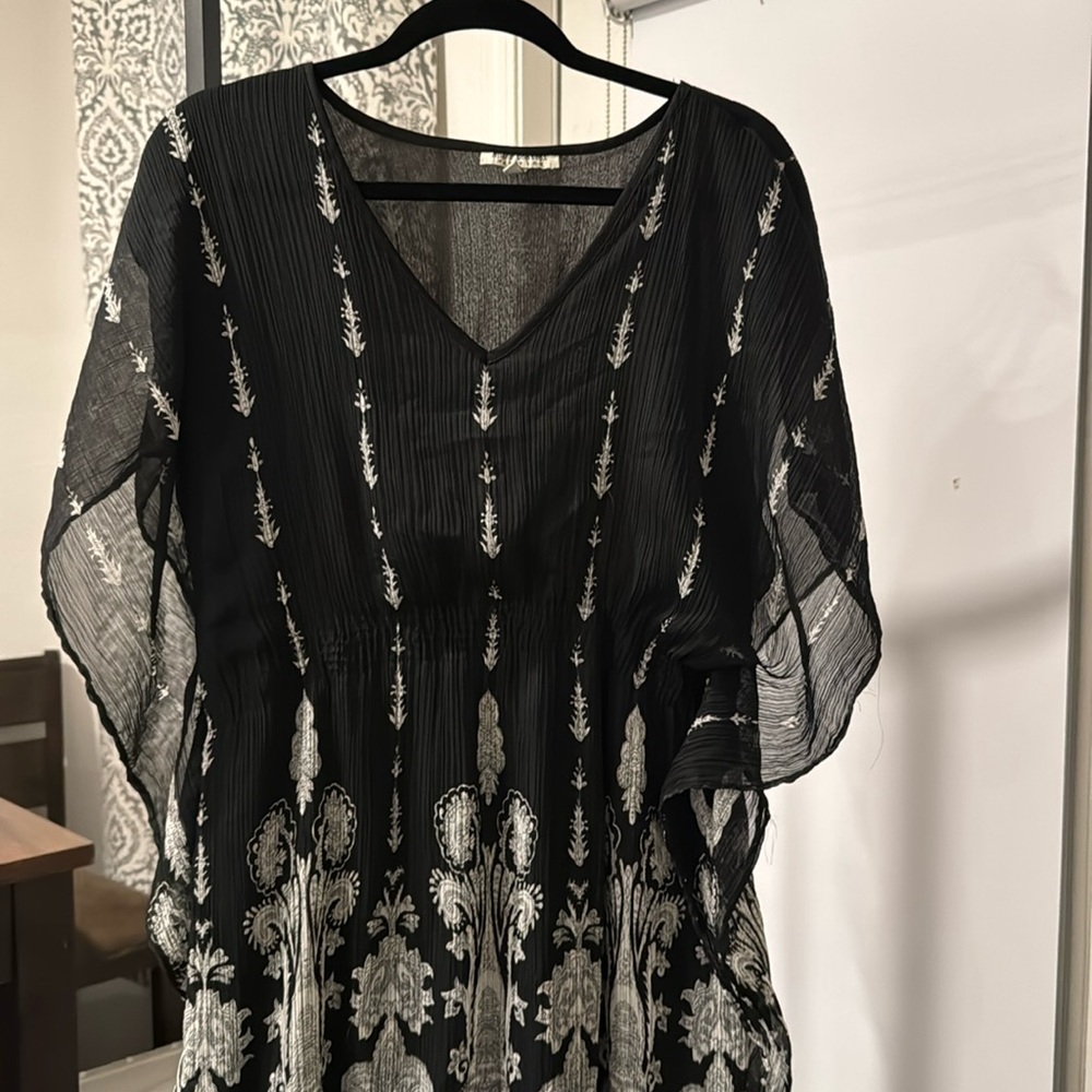 Black and white cocktail dress